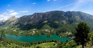 女朋友哭着挽回我 女朋友哭着挽回我什么意思